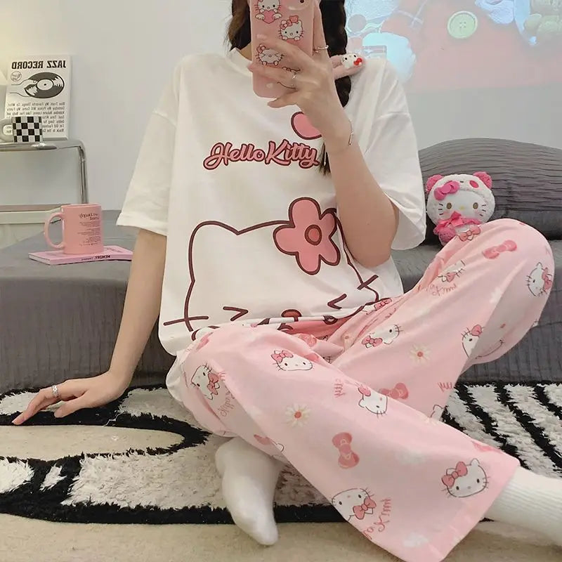 Hello Kitty pajamas for women summer short-sleeved trousers
